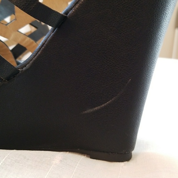 Black Wedges - Picture 3 of 4